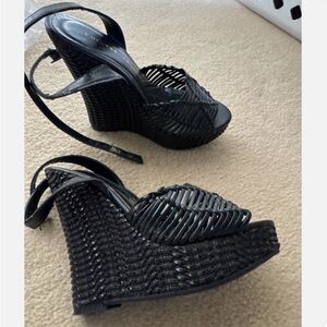 Chinese Laundry Black Woven Wedges